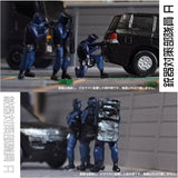 6001 Firearms Response Team Member A: ONLY RED Unpainted Kit 1:150