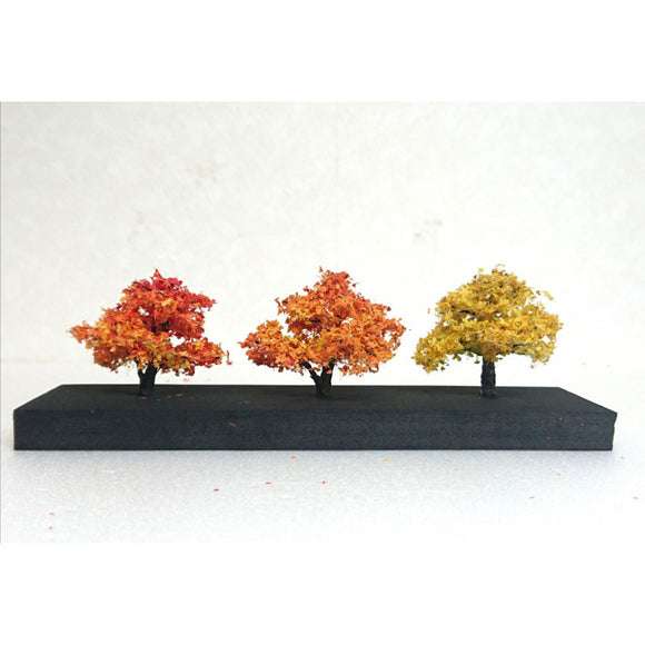 Autumn Leaves Orange Yellow approx. 4cm 3pcs : Kigusa BUNKO Finished Product N(1:150) M6