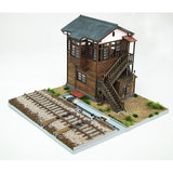 Signal Station and Iron Pipe Conductor : Takumi Diorama Craft House - Painted Complete HO (1:80) 1035