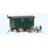 Construction workers having a break. : Preiser HO(1:87) Painted 33263