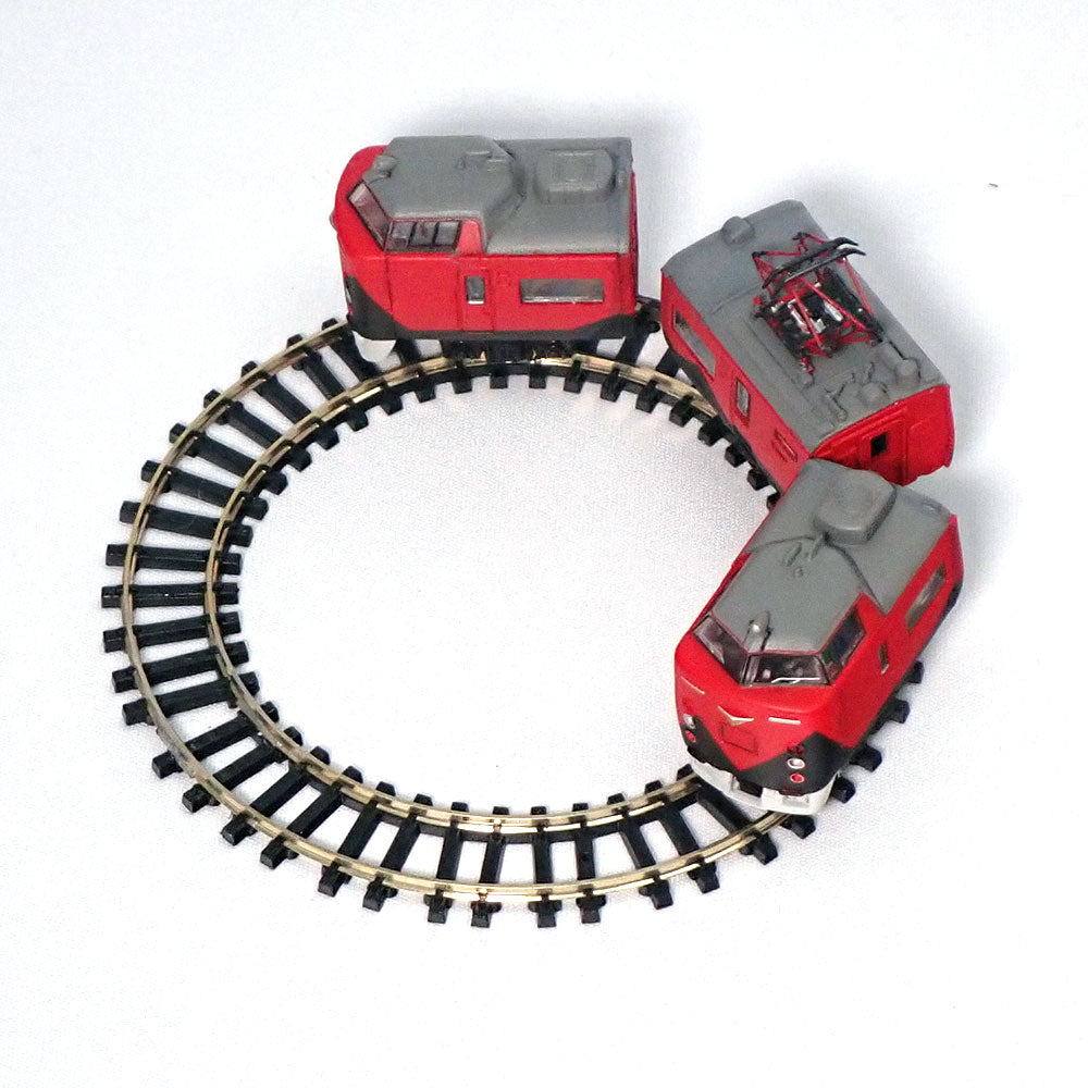 Self-propelled mini mini train with built-in battery : Yoshiaki Ishika ...