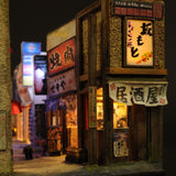 90mm cube miniature "Yumebei Yokocho - Tokumori" : Taro - painted, Non-scale