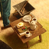 Camping : Lion Model Sho Fujihira - Painted - 1:24 Scale