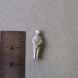 Doll '8' (Woman in Kappogi) : Almodel Unassembled Kit HO(1:87) B5017