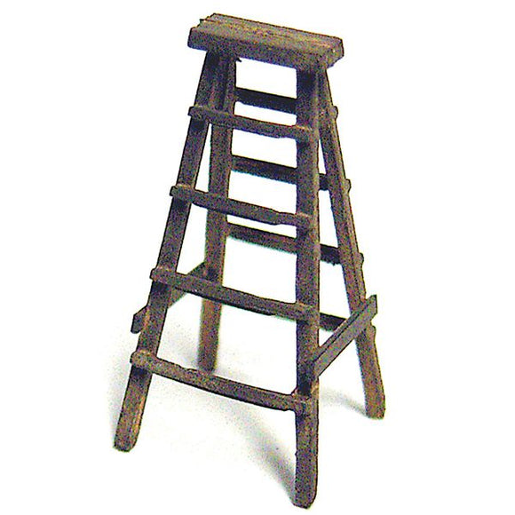 Large Stepladder (2 Pairs): Echo Model Unpainted Kit HO (1:80) 323