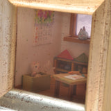 Cuarto de mujer: Kamineko - Casa de muñecas en miniatura - : Kumi Konda Pintado Sin escala