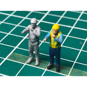 Worker Figurine A type 2 pieces : Suzume Model Unpainted Kit HO(1:80) SZM-HO-DW-A