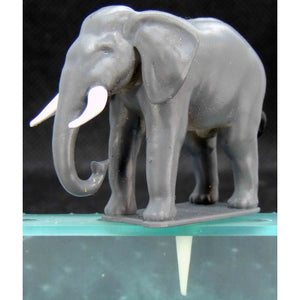 Miniature Elephant for Horticultural Diorama : Icom Pre-Painted Non-Scale GM12