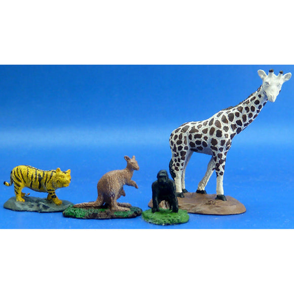 Giraffe, Tiger, Kangaroo and Gorilla : Icom Pre-Painted Non-Scale MLA-5002
