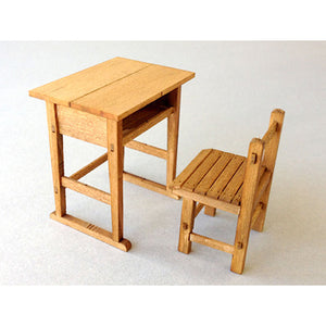 Showa School Desk and Chair: Kobani Unpainted Kit 1:12 OY-001