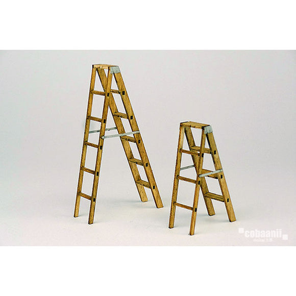 Peldaño de escalera (escalera, escalera de tijera de madera): Cobani kit sin pintar 1:24 SS-033