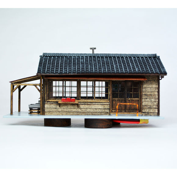 Worker's Mess (Tiled Roof) 2 : Takumi Diorama Craft House - Pre-Painted HO(1:80) 1022