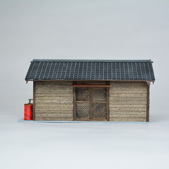 Pequeño almacén (techo de tejas) 2: Takumi Diorama Craft House - Producto terminado HO(1:80) 1023