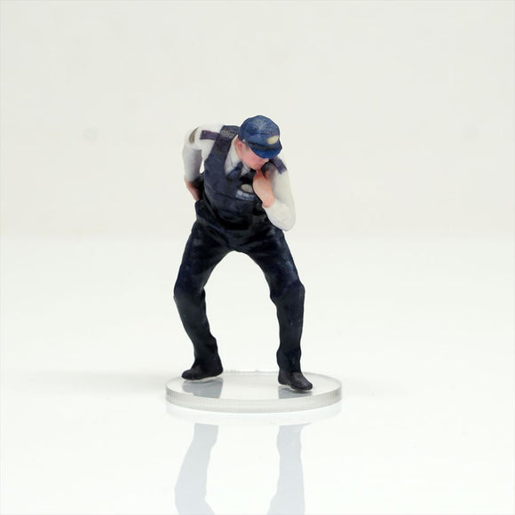 HS018-00005 Police Officer[JP] : figreal finished product 1:18 00005