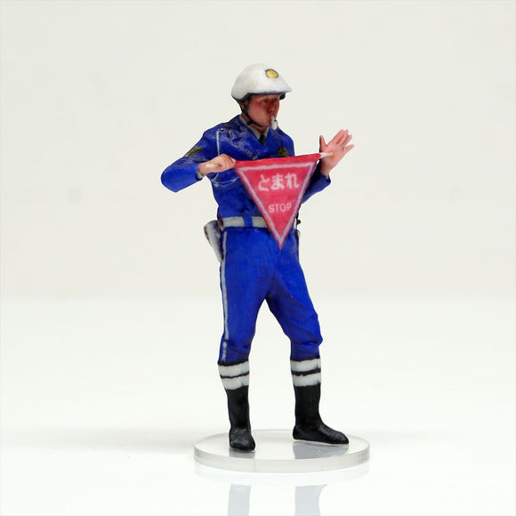 HS018-00017 Traffic Police[JP] : figreal finished product 1:18 00017