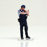 HS024-00010 Police Officer[JP] : figreal finished product 1:24 00010