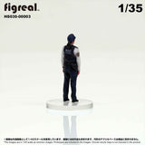 HS035-00003 Police Officer[JP] : figreal finished product 1:35 00003