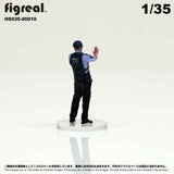 HS035-00010 Police Officer[JP] : figreal finished product 1:35 00010