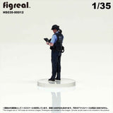 HS035-00012 Police Officer[JP] : figreal finished product 1:35 00012