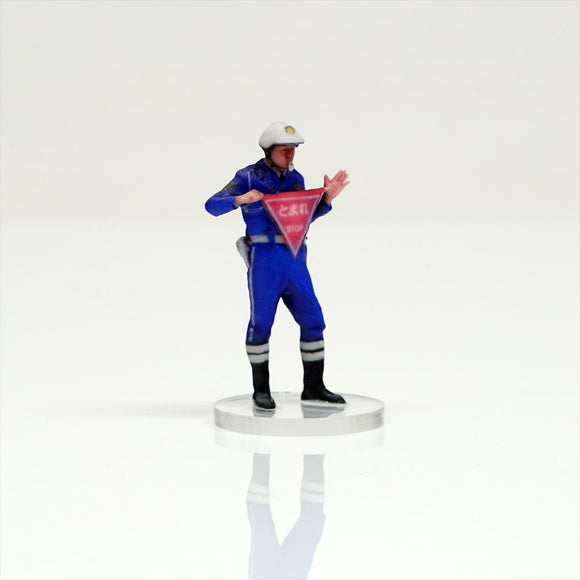 HS035-00017 Traffic Police[JP] : figreal finished product 1:35 00017