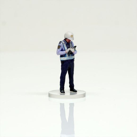 HS043-00026 Traffic Police[JP] : figreal finished product 1:43 00026
