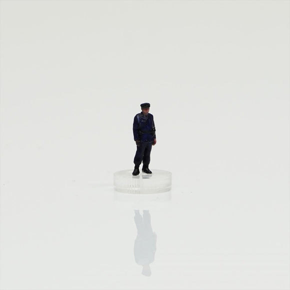 HS150-00027 Old Police Officer[JP] : figreal finished product 1:150 N 00027