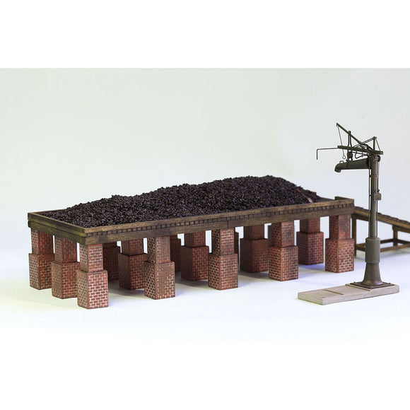 Soporte de suministro de carbón tipo estante plano (soporte de ladrillos) y pilar de suministro de agua: Kobo-Nanarokuni Producto terminado 1:80 (HO) 1037