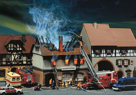 House on fire: Farrar unpainted kit HO (1:87) 130429