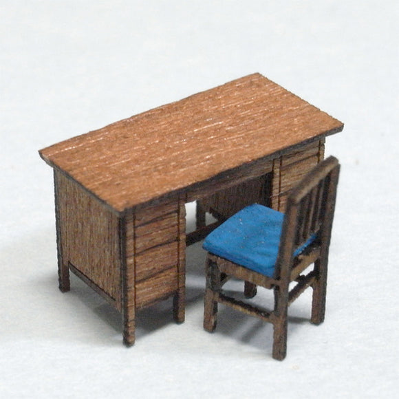 Kit de escritorio de madera con silla: Sakatsuo Kit sin pintar HO(1:87) 1404