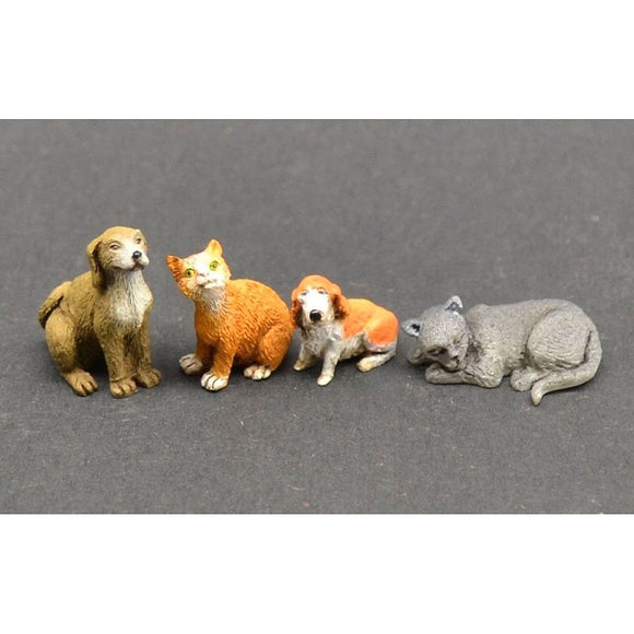 Cat and Dog : Reality in Scale : Fredericks Unassembled Kit 1:35 RIS35224