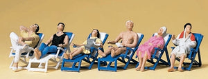 People relaxing on the deck chair (beach chair): Preiser, complete painted HO(1:87) 10437