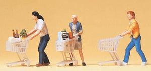 Shoppers pushing shopping trolleys : Preiser - Finished product HO (1:87) 10488