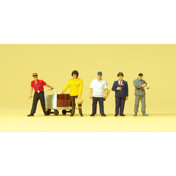 Trainman and Traveler Carrying Luggage : 预密封 HO(1:87) 10571