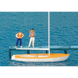 Sailor and yacht wearing life jackets : Preiser Painted Finish HO(1:87) 10678