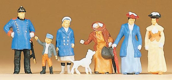 Old Time Policeman and Passerby : Preiser - Painted HO(1:87) 12131