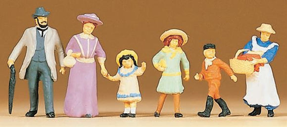 Old Fashioned Family : Preiser - Painted HO(1:87) 12132