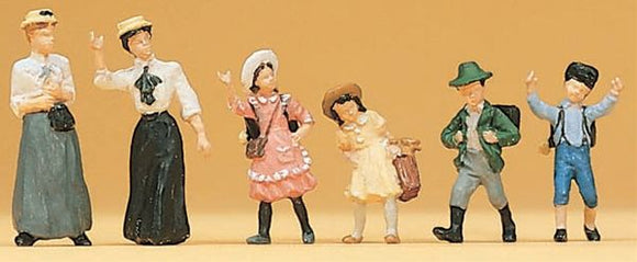 Old Fashioned Ladies and Children : Preiser - Painted HO(1:87) 12194