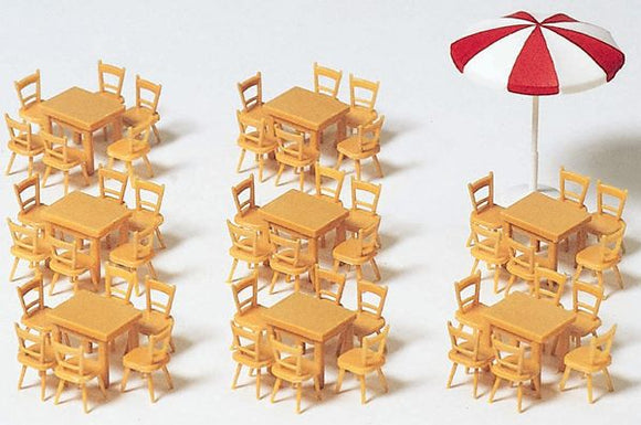 8 desks, 48 chairs, parasol: Prizer kit HO(1:87) 17201