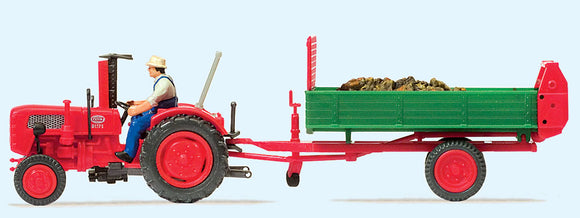 Tractor and Fertilizer Spreading Cart: Pre-Sprayed HO(1:87) 17940