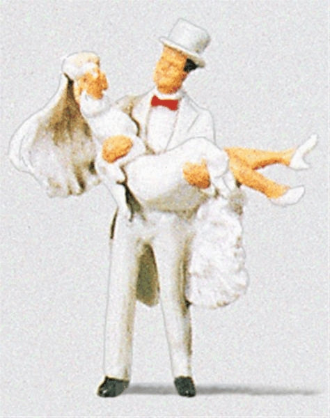 Bride and Groom at Wedding: Preiser - Painted HO (1:87) 28029