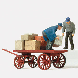 Worker loading/unloading cargo: Prizer - Prepainted HO (1:87) 28084