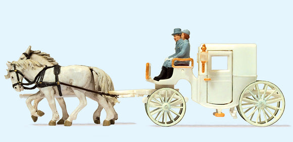 Roofed Wedding Carriage : Preiser - Finished product HO (1:87) 30495