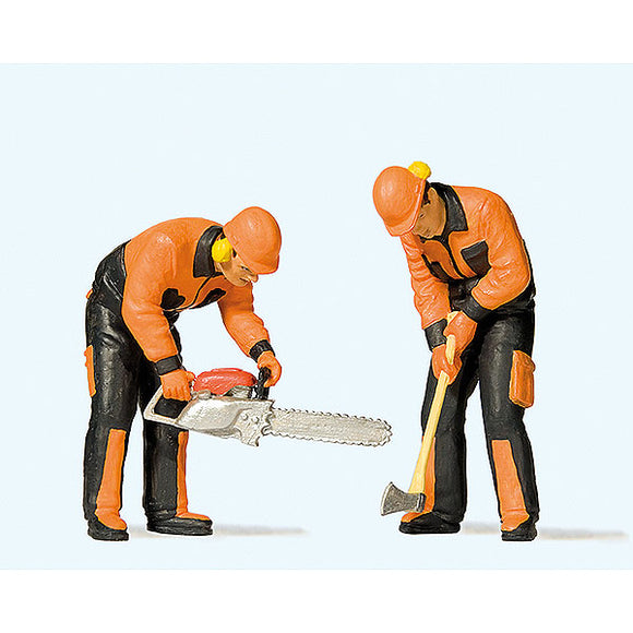 Modern Forestry Worker (3) : Preiser - Painted 1:22.5 Scale 44914