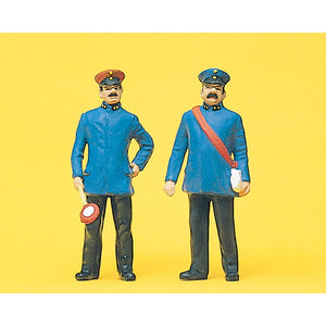 German State Railroad Station Staff : Preiser - Painted 1:22.5 45010