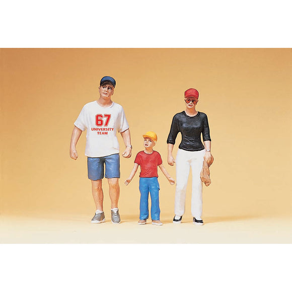 Young Family : Preiser - Painted 1:22.5 45106