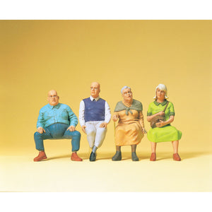 Viajeros sentados (personas mayores): Preiser, pintado, escala 1:22,5 45122