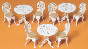 Table and chairs: Prizer kit 1:22.5 45209