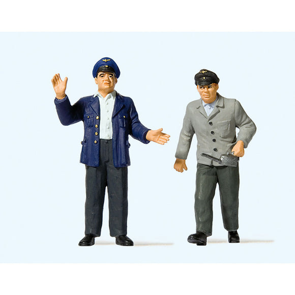 Locomotive and fireman (oiler) : Preiser, painted, 1:32 scale 63103