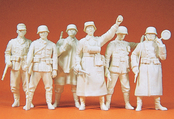 巡逻的六名德国士兵 (1939-45)：Preiser 未上漆套件 1:35 64003