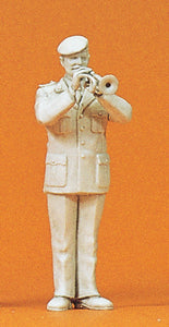 Military trumpet player: Preiser unpainted kit 1:35 64358